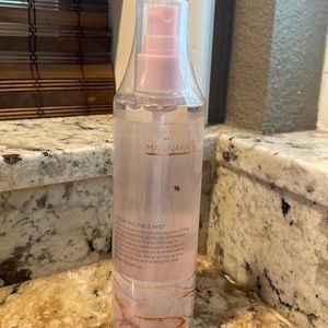 Hydration happy face mist
